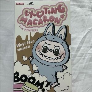 Exciting Macaron Labubu NEVER OPENED - Soymilk